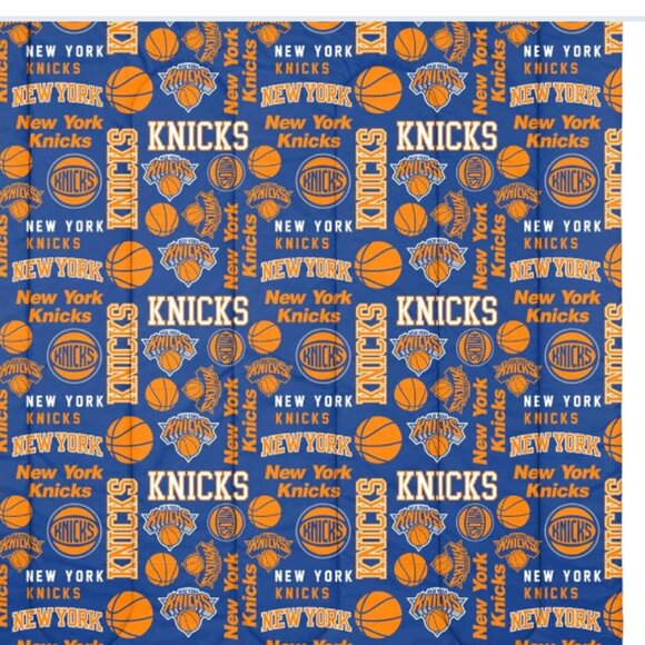 FOCO NBA Bucks Team Logo Bed in a Bag Comforter, Sheets, Pillow Cases - Picture 10 of 10